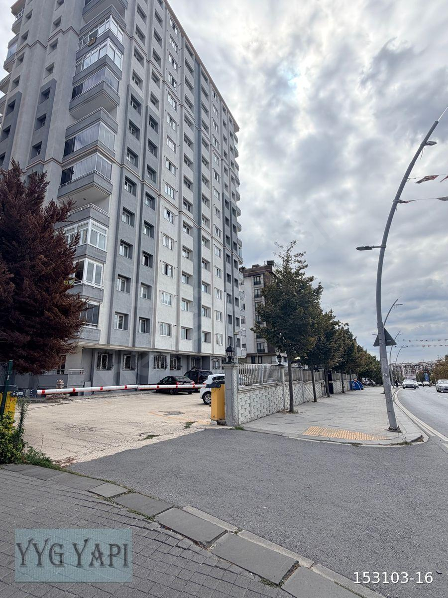 BEYLİKDÜZÜ CUMHURİYET MAHALLESİ'NDE YAŞAM VADİSİNİN YANIN DA CADDE ÜZERİ 3+1 KİRALIK DAİRE