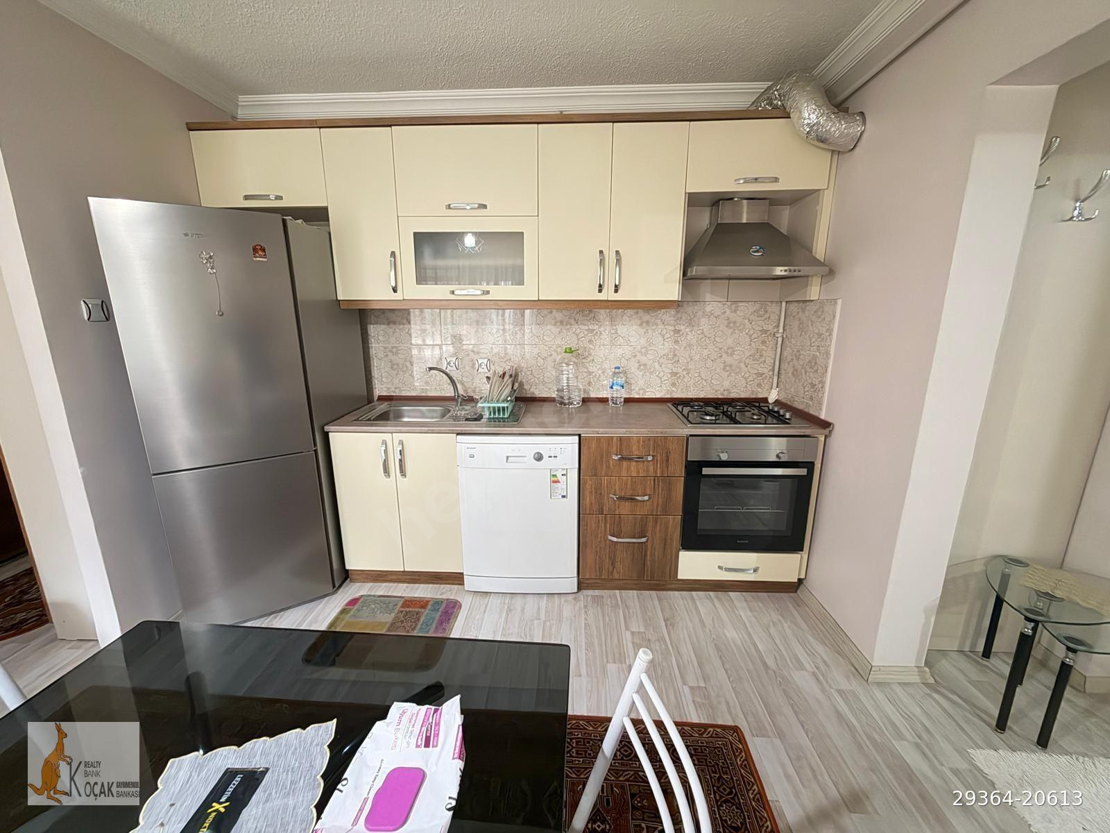 'KOÇAK'tan Cadde Üzeri Öztaş Sitesi Şık Möbleli 1+1