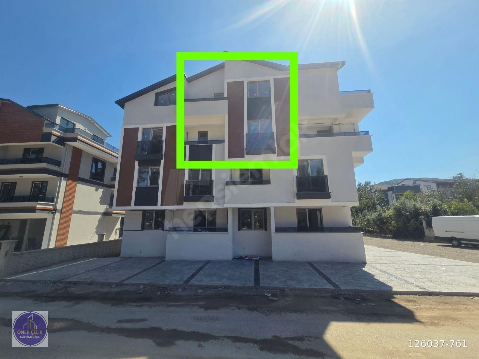 FIRSAT DAİRE!!! İHSANİYE'DE 2+1 EĞİMSİZ ÇATI DUBLEKS DAİRE