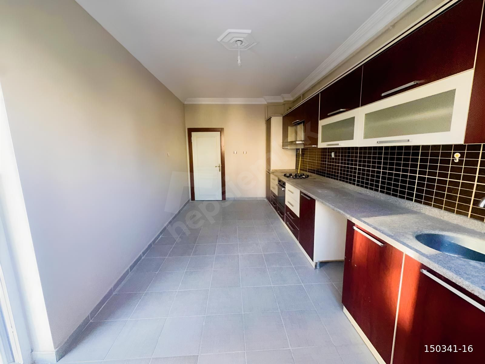 FURKAN DOĞANDAN ÇÖŞNÜKDE 3+1 180 M2 KİRALIK DAİRE