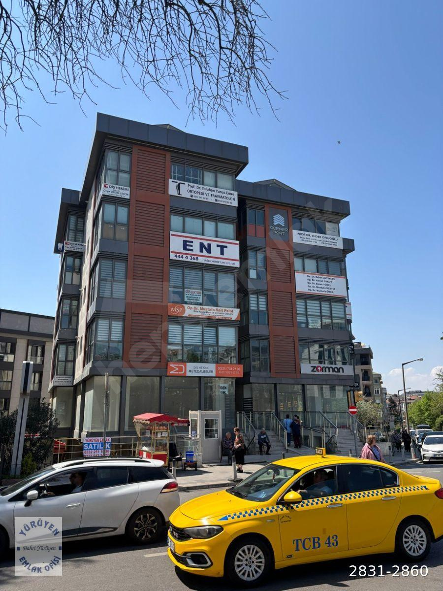 BAKIRKÖY İNCİRLİ CADDESİNDE 2+1 70 m2 ASANSÖRLÜ SATILIK İŞ YERİNE UYGUN DAİRE