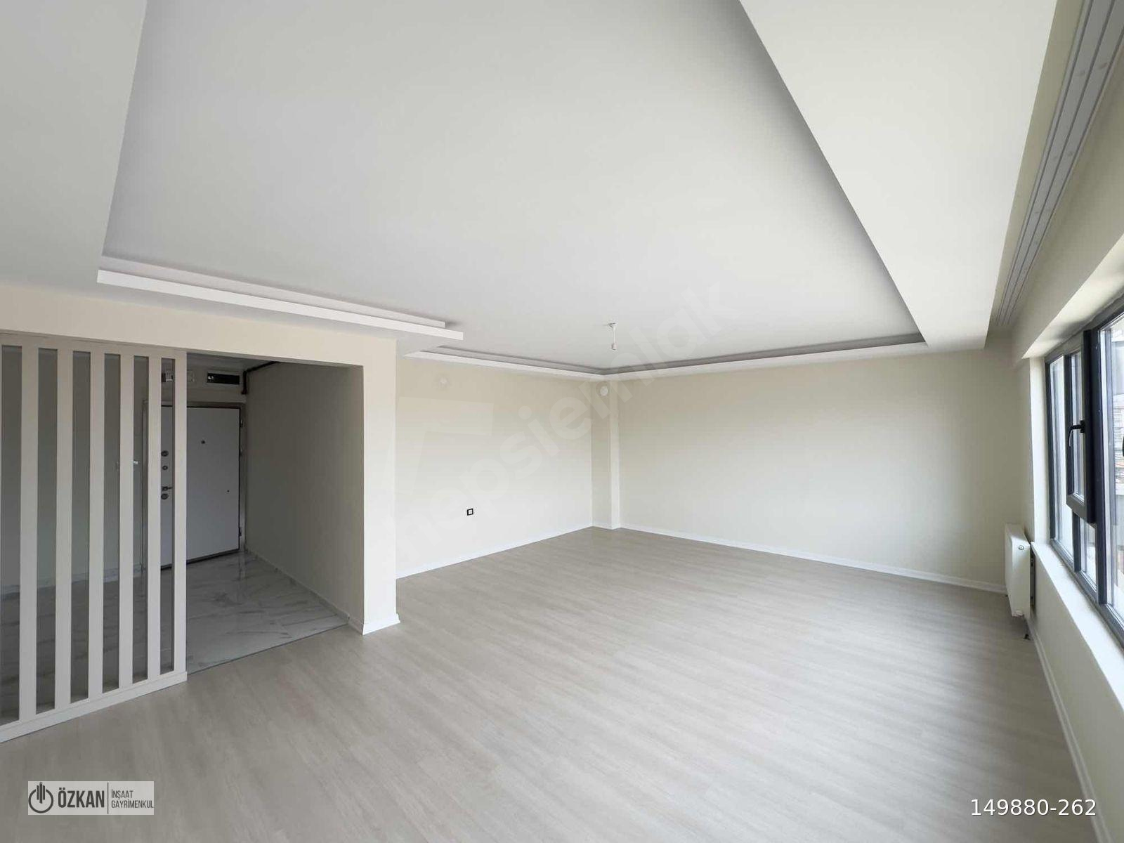 NARİN EVLER SİTESİNDE ŞEHİR MANZARALI GENİŞ 3+1 LÜKS DAİRE