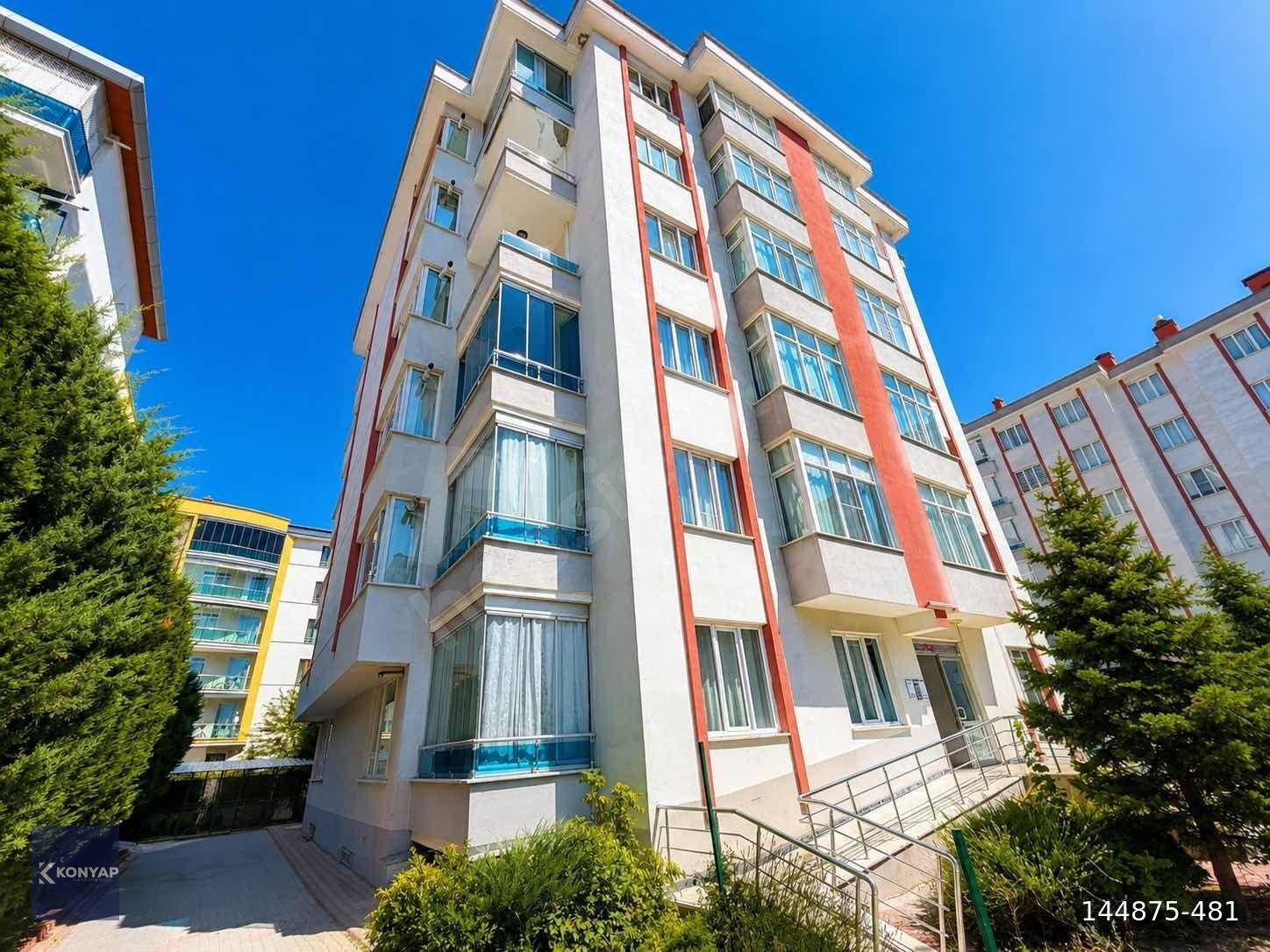 Adalet Parkı Karşısında Prestij Sitesinde Satılık 2+1 Daire