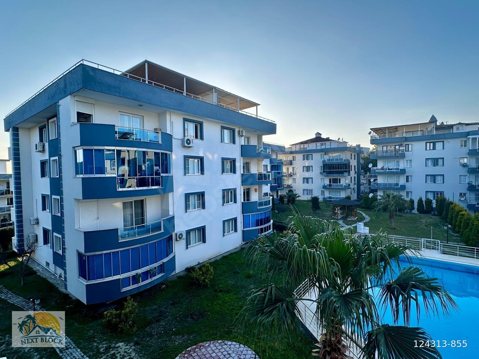Kuşadası Şahan Sitesi'nde 3+1 Geniş ve Doğalgazlı Daire