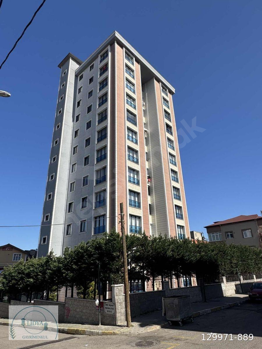 KAYIŞDAĞI MH. BUTİK SİTE İÇERİSİNDE OTOPARKLI BOŞ MANZARALI 2+1