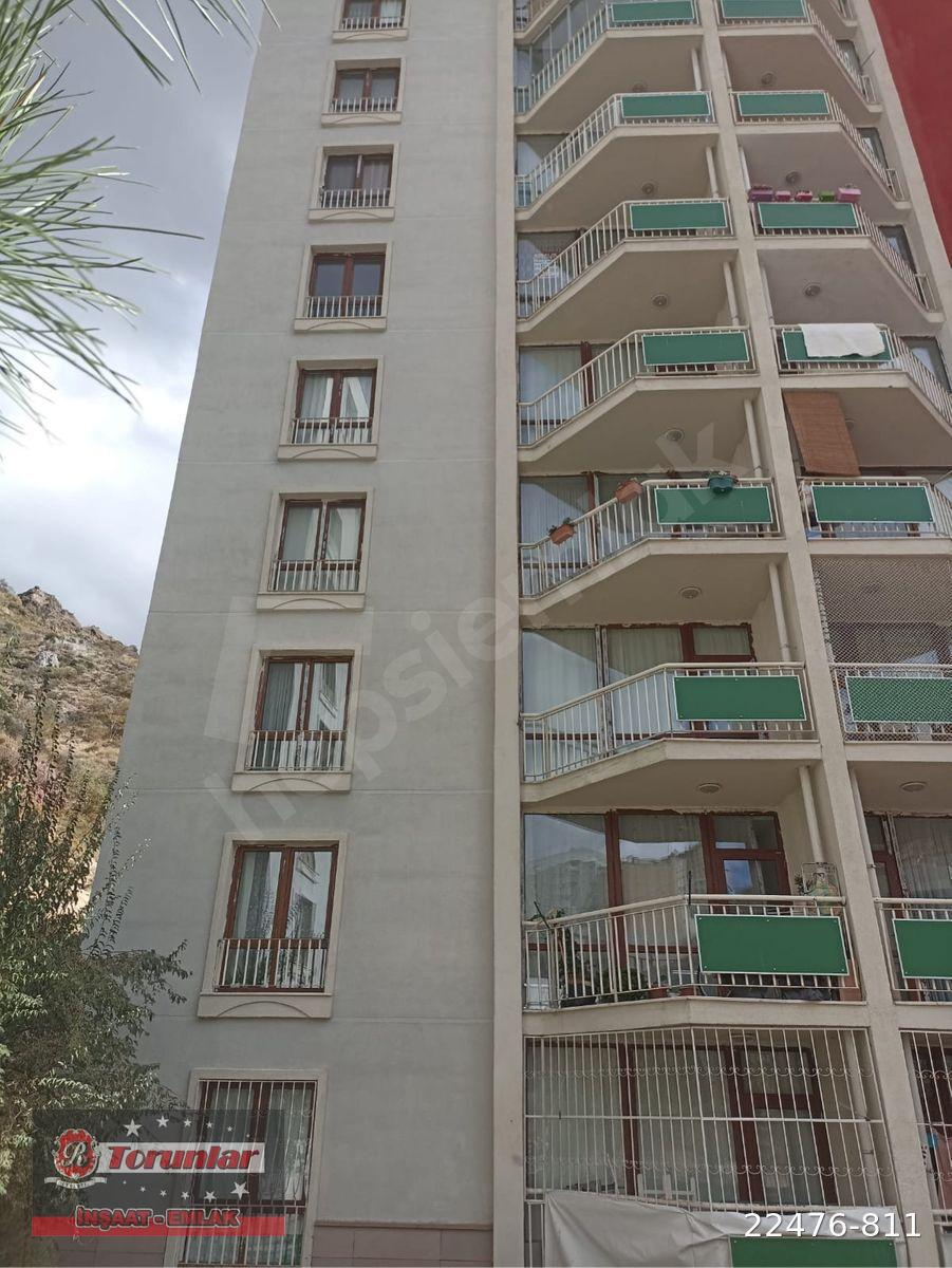 TORUNLARDAN ARA KAT EBEVEYN BANYOLU 4+1