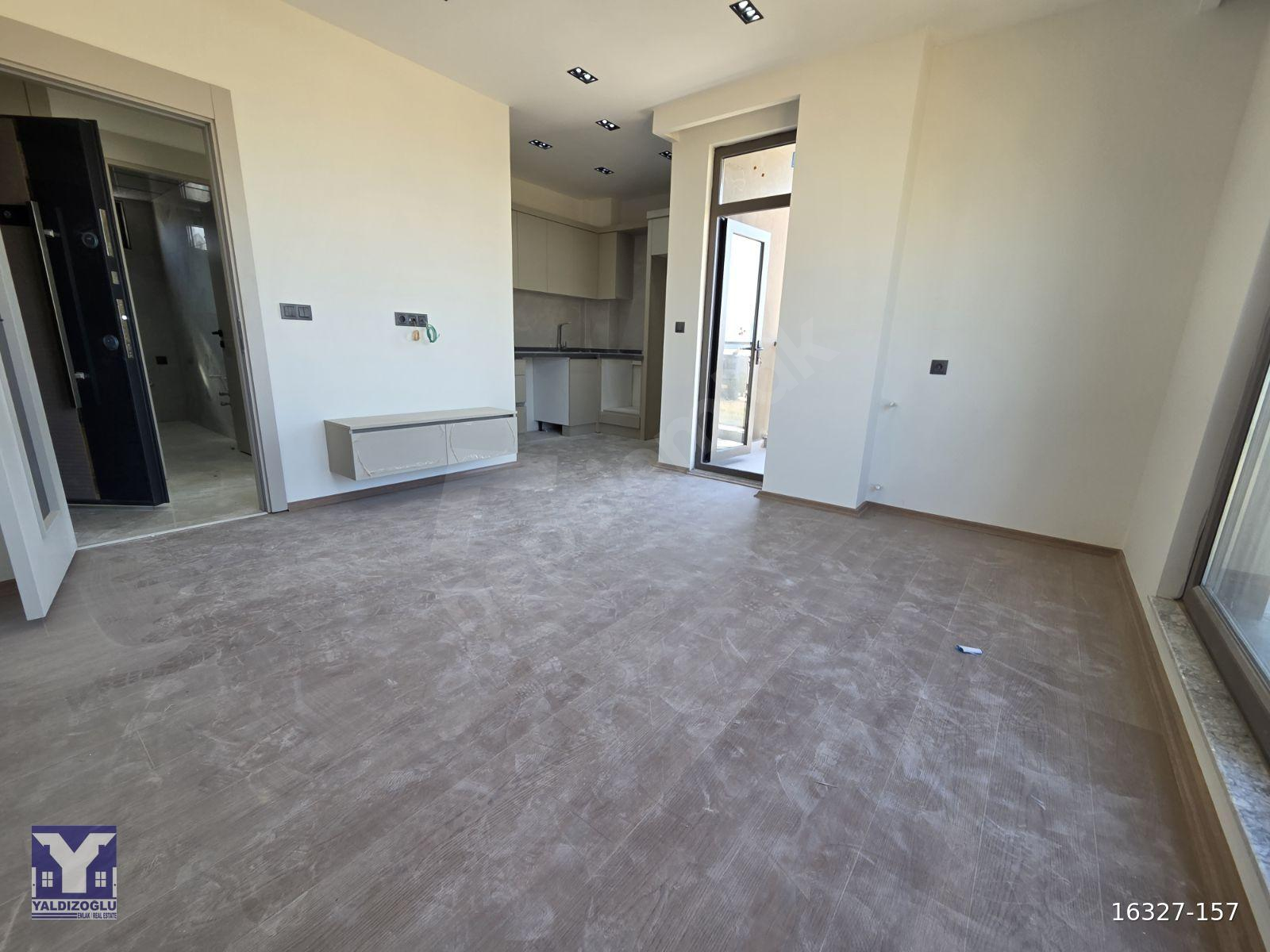 YENİKÖY 'DE KİRALİK 1+1 LÜKS DAİRE