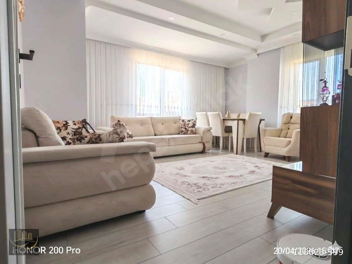 DERİNCE SIRRIPAŞA MAH. SATILIK 2 YAŞINDA 4+1 ÇATI DUBLEKS DAİRE