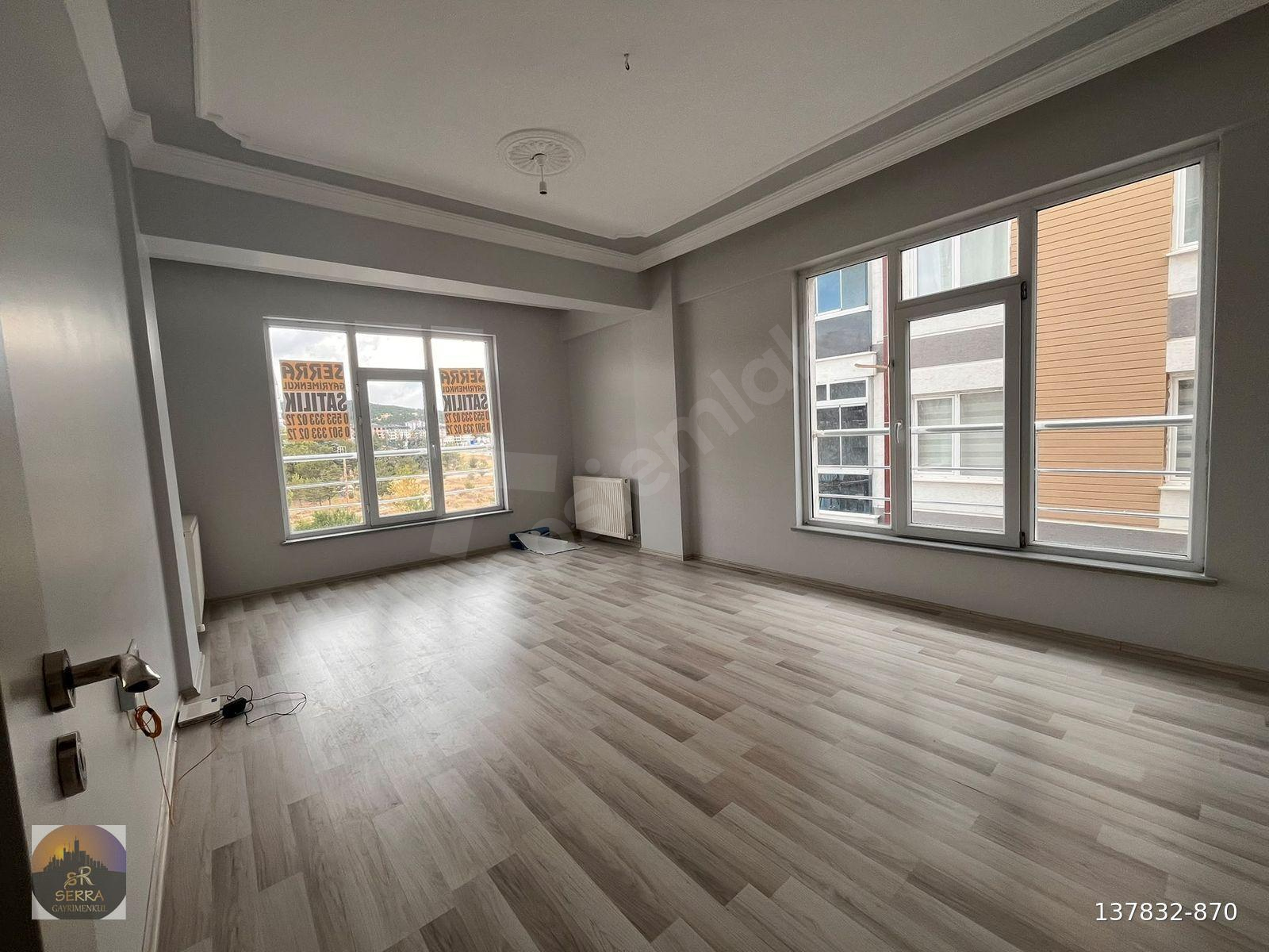 ZAFERTEPE MAHALLESİNDE SATILIK 3+1 ARA KAT DAİRE