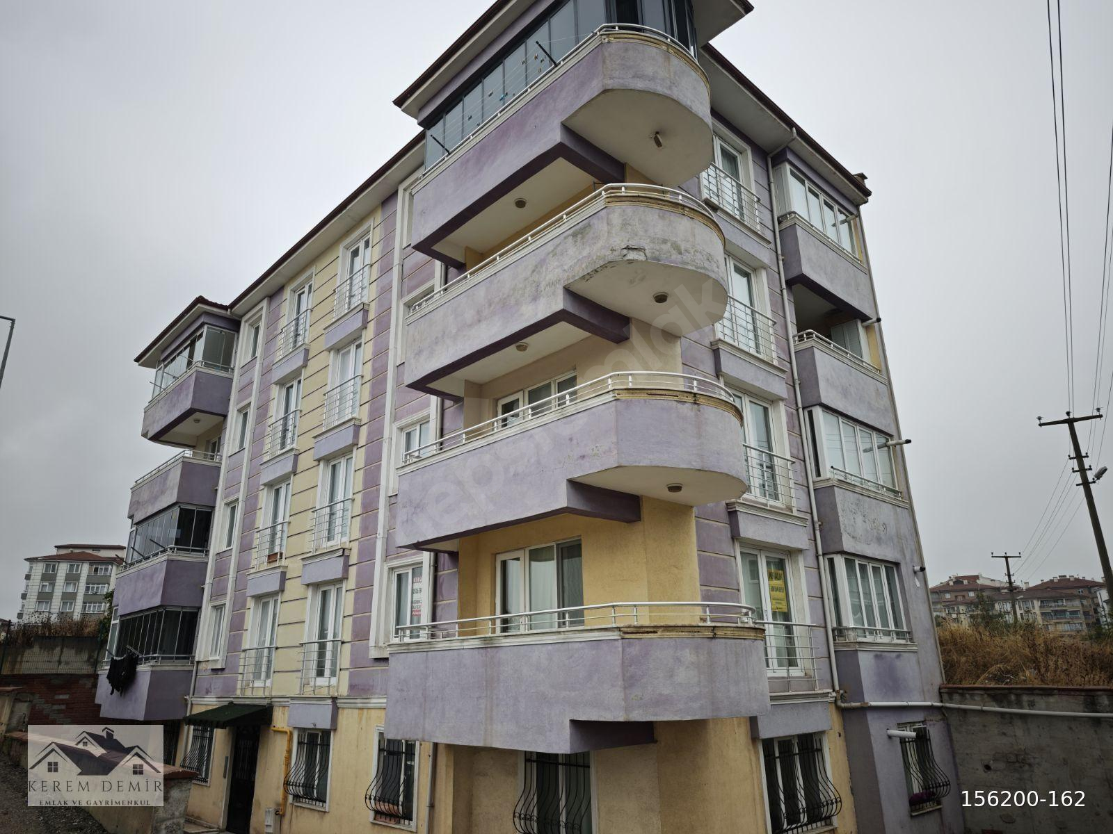 KEREM DEMİR DEN 100.YILDA AİLE APT KİRALİK 2+1 ASANSÖRLÜ DAİRE