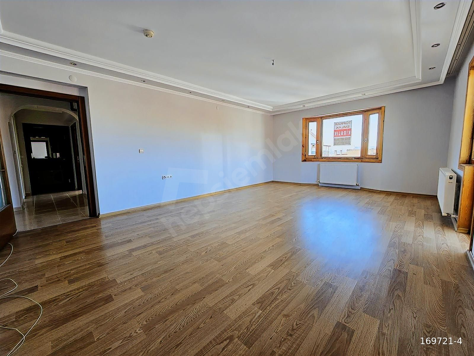 BÖLGENİN EN GENİŞ DAİRESİ FULL GÜNEŞLİ ÖNÜ AÇIK MANZARALI