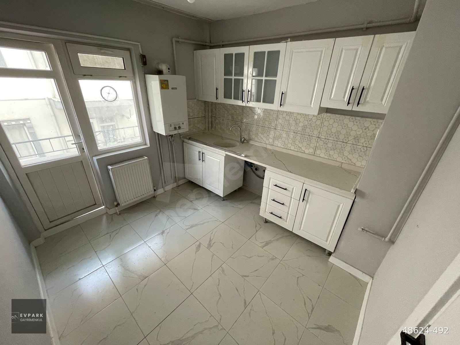 SELÇUKLU MH OKULLAR BÖLGESİN'DE FULL YAPILI ARA KAT DAİRE
