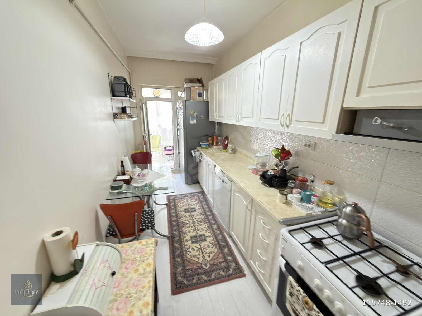 OĞULBEY'DEN 20m² GENİŞLİĞİNDE KİLERLİ 2+1 1.KAY KONUMUNDA YAPILI