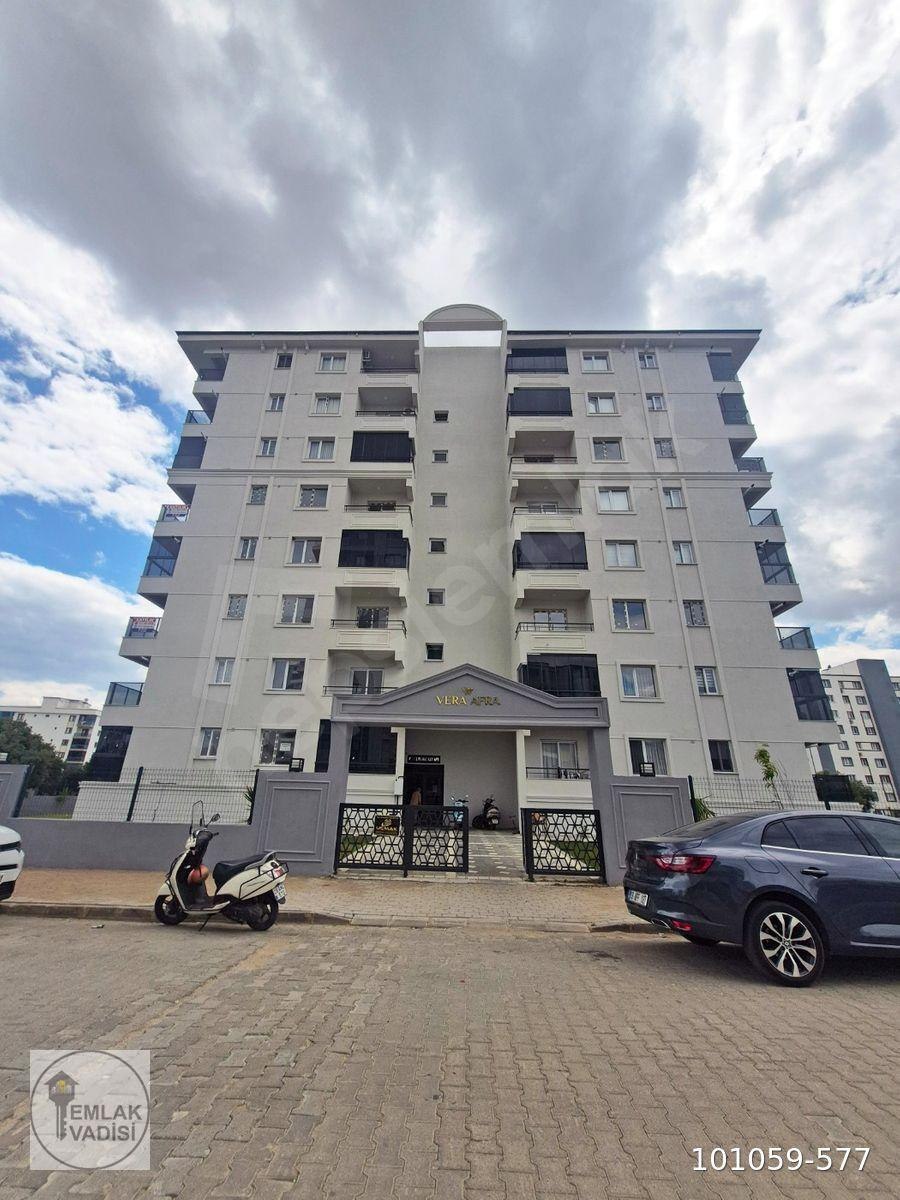 ZAFER MAH.'DE SİTE İÇİNDE 2+1 SATILIK SIFIR DAİRE