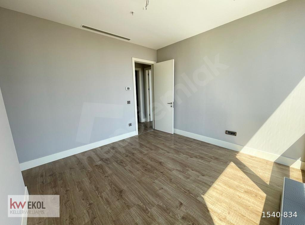 Ataşehir Metropol İstanbul Satılık Sıfır Büyük 2+1 Daire