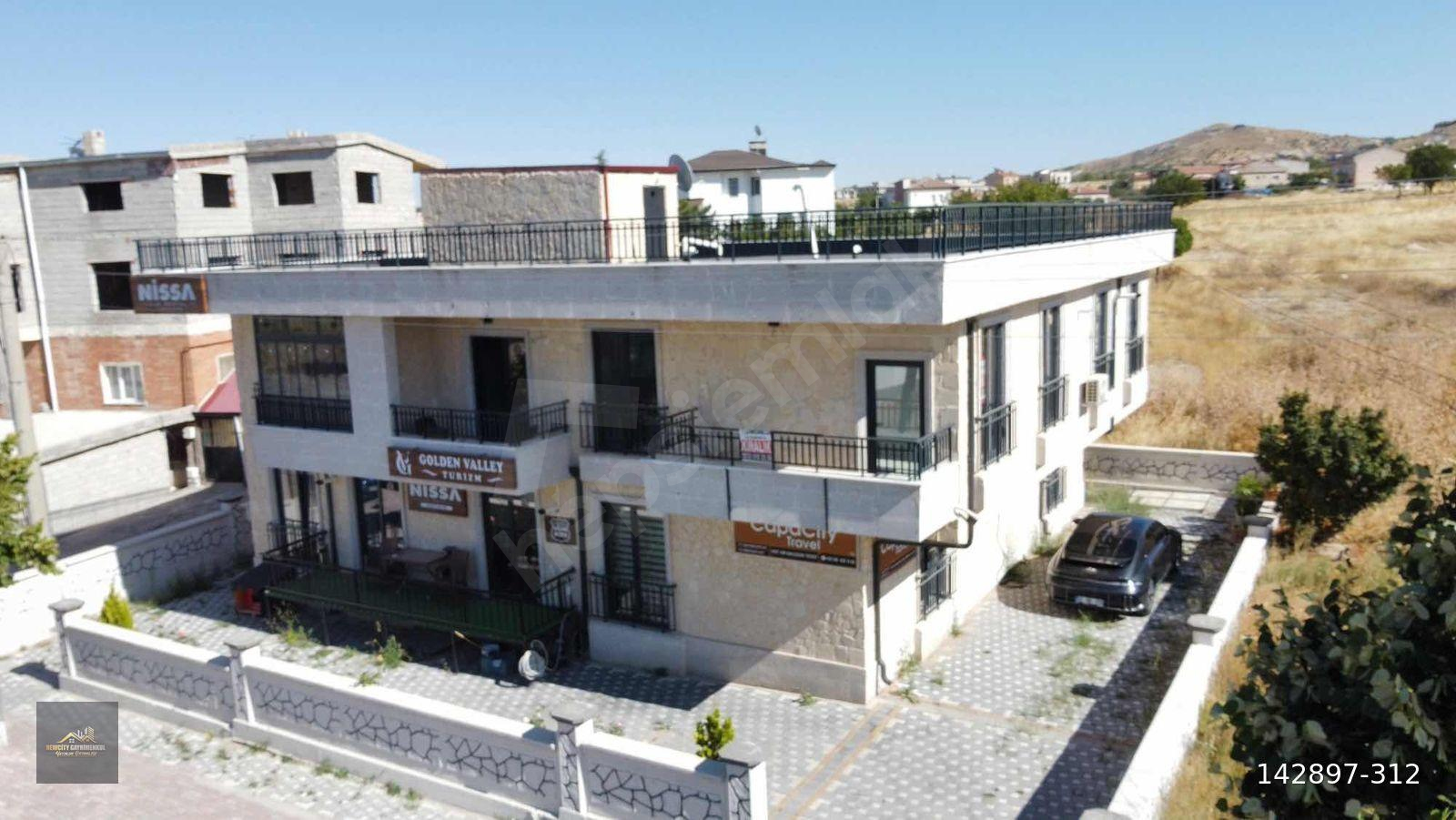 NEWCİTY GYO'dan UÇHİSARDA KİRALIK OFİS VEYA DAİRE İÇİN UYGUN 1+1