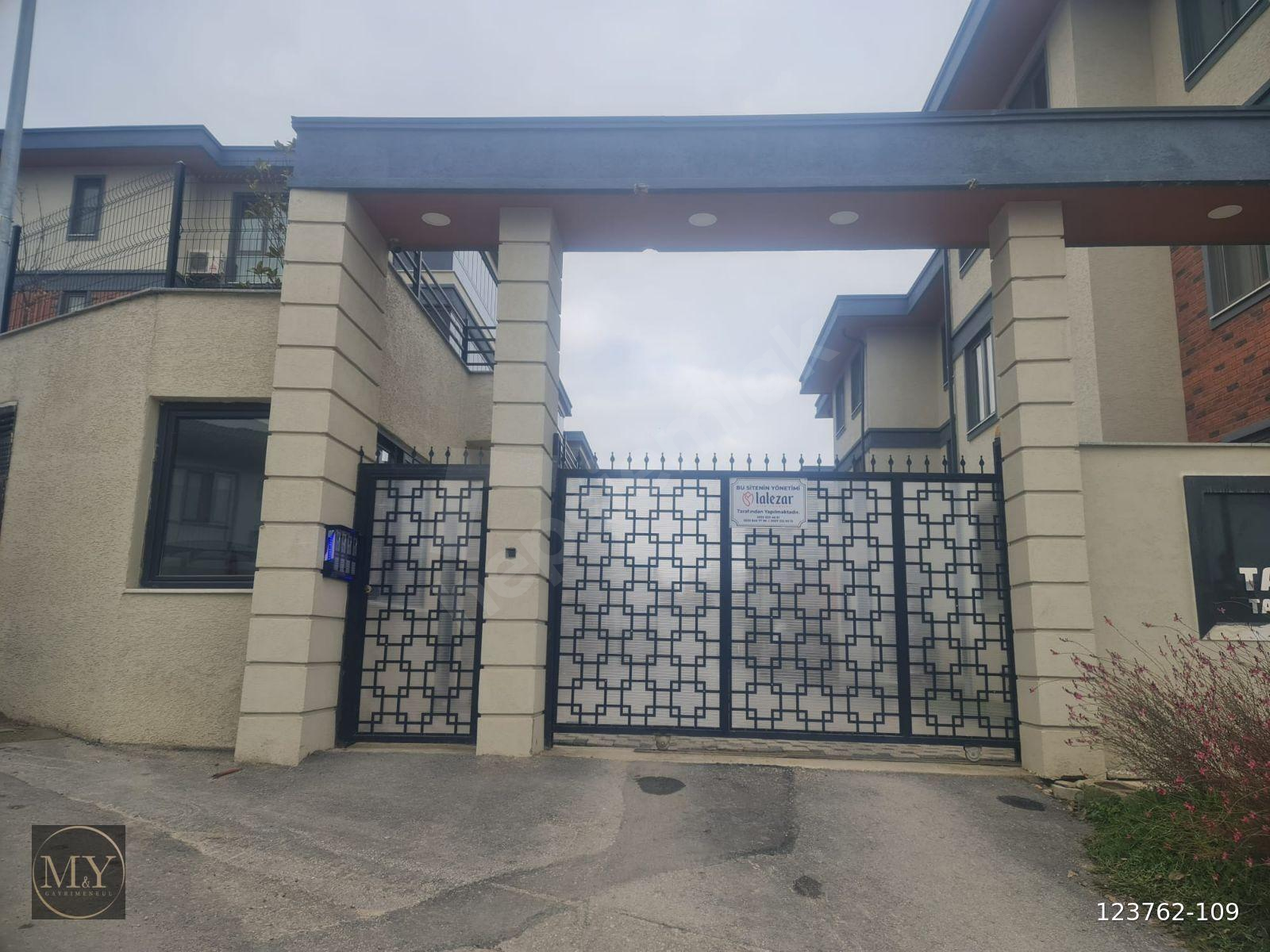 BURSA KAYAPA ZAFERDE SOSYAL DONATILI 4+1 SATILIK BAHÇE KATI
