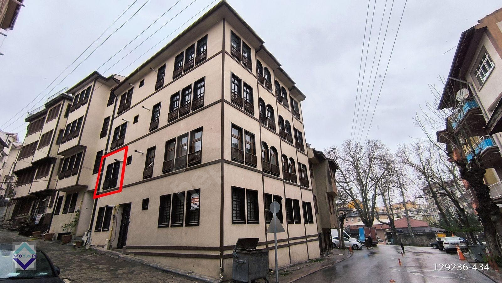 Kütahya Merkez Saray Mahalle Çarşı İçi Merkezi Orduevi Adliye Ara Kat Mutfak Ayrı Kiralık 1+1 Apart