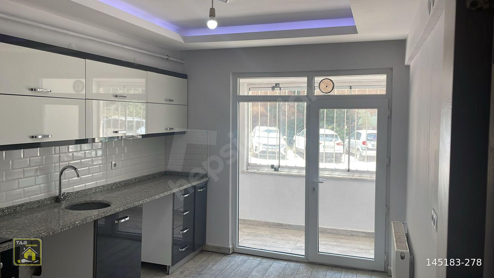 TAB PREMIUMDAN AKARBAŞINDA SATILIK 2+1 DAİRE