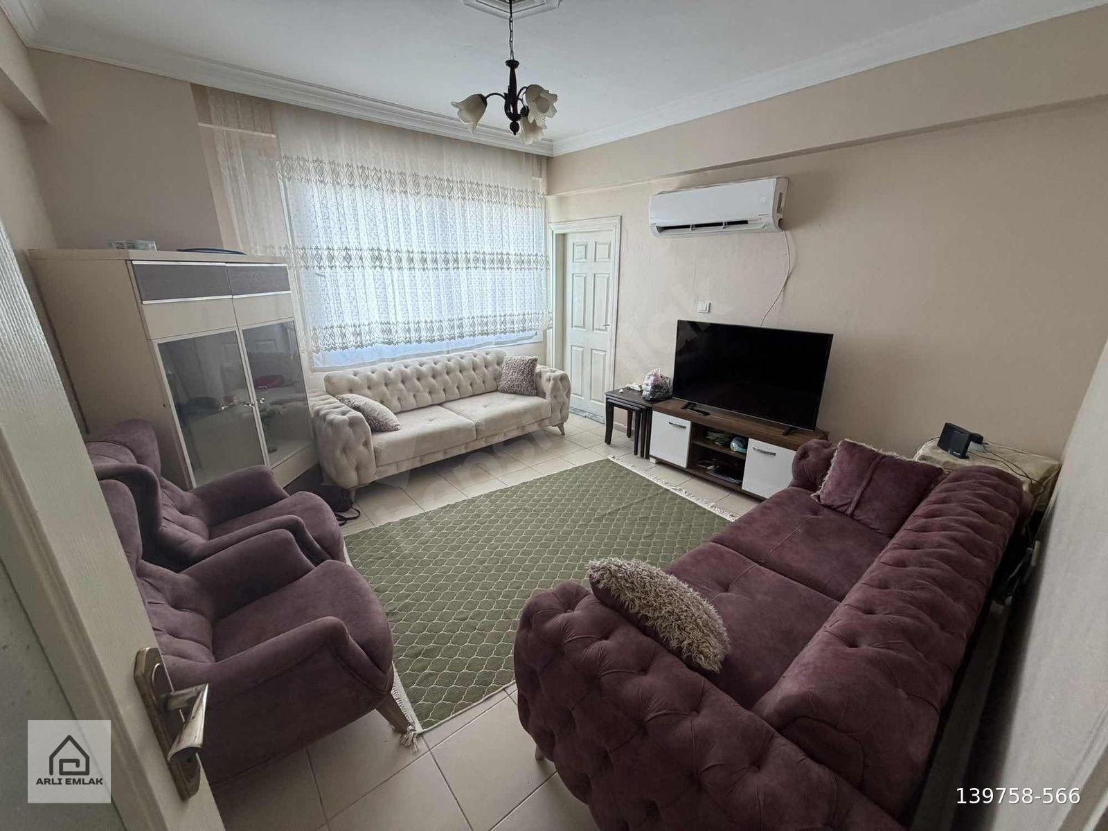 ÇARŞI MERKEZDE ARA KAT 3+1 KÖŞE BAŞI DAİRE