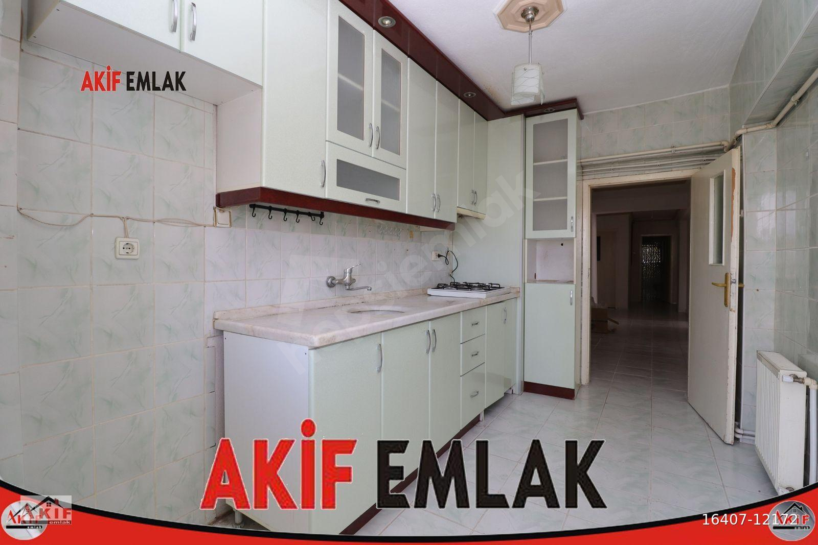 AKİF'ten PLEVNE'de AYAŞ YOLUNA YAKIN KATTA PARK MANZARALI 3+1 KİRALIK DAİRE