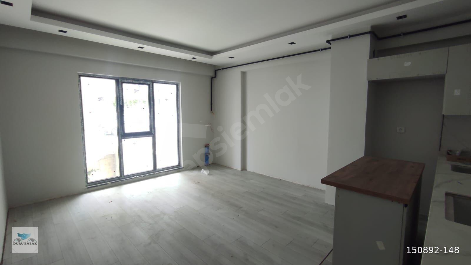 19 MAYIS BULVARINDA GENİŞ, DENİZ MANZARALI SIFIR 1+1 DAİRE