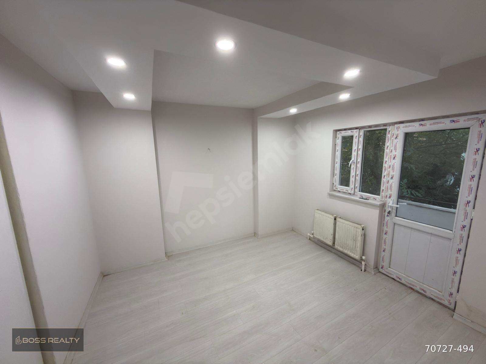 Satılık 1+1 İçi Komple Yenilenmiş