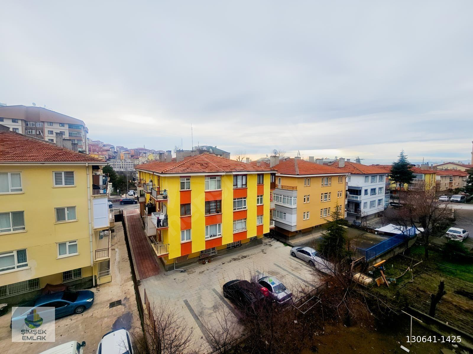 ŞİMŞEK'TEN AYVALI MERKEZ CAMİ YAKINI 110 M2 1.KAT 3+1 KİRALIK