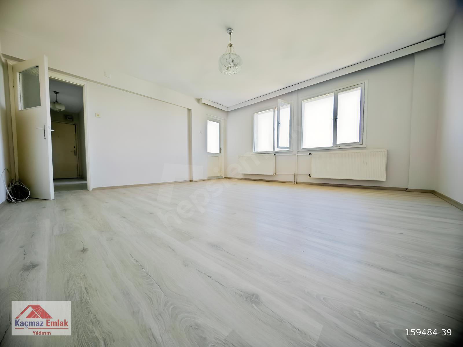 BURSA YILDIRIM MİMARSİNAN NEZİH SİTEDE KİRALIK 2+1 DAİRE