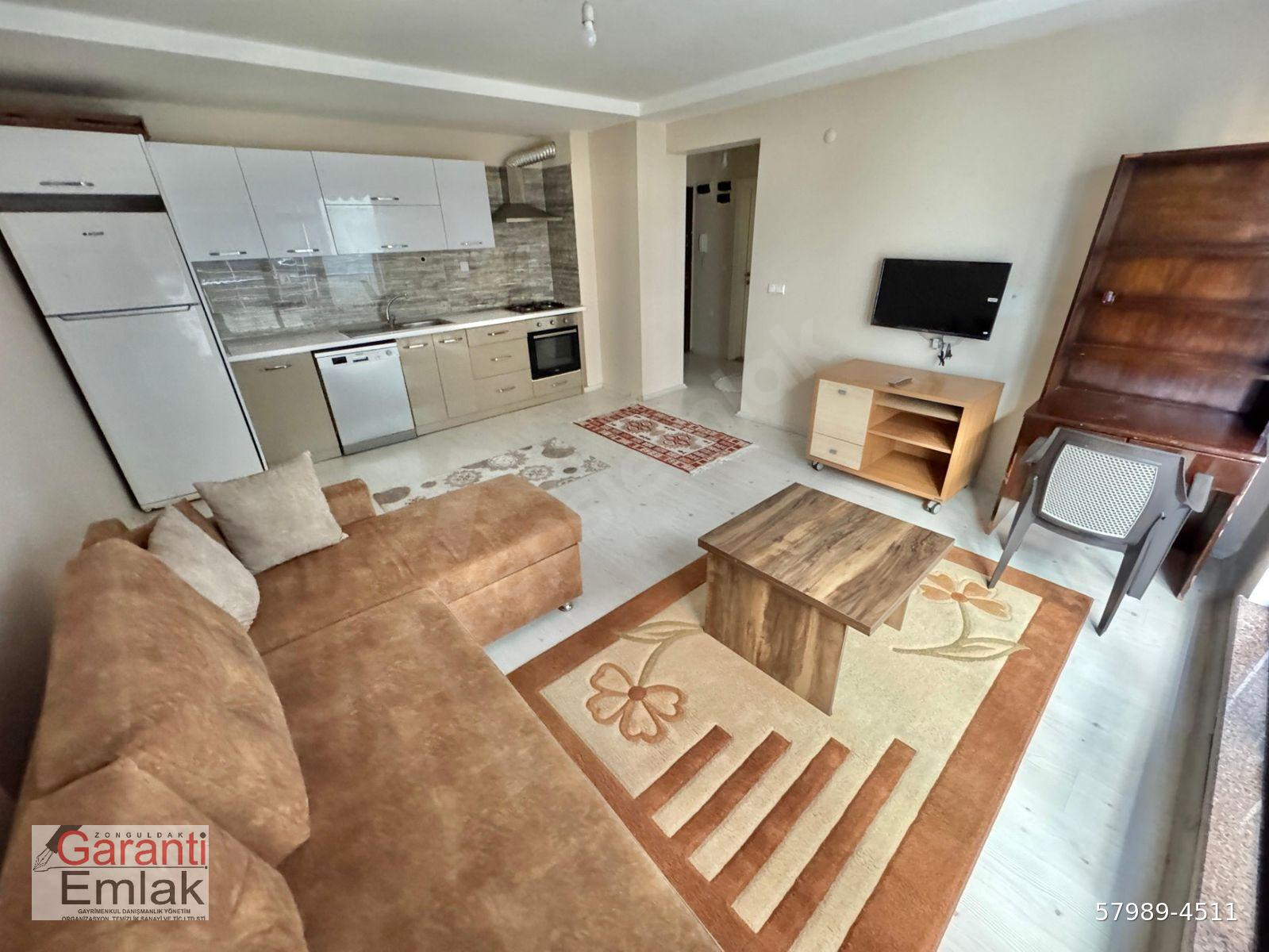 ZONGULDAK GARANTİ EMLAK'TAN RESEPSİYONLU & KAPALI OTOPARKLI LİKMAN'DA EŞYALI 1+1 KİRALIK DAİRE