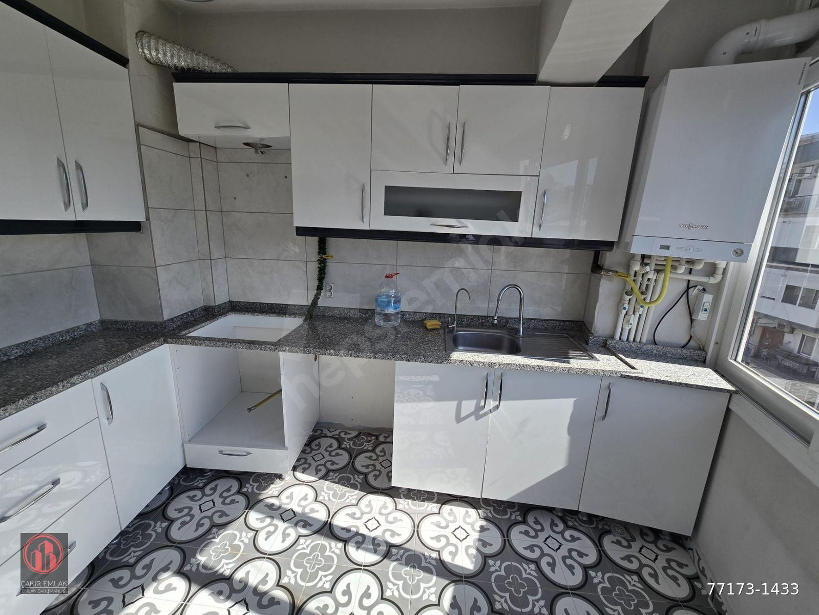BALÇOVA EĞİTİM MAH. METRO YAKINI DOĞALGAZLI KİRALIK 2+1 DAİRE