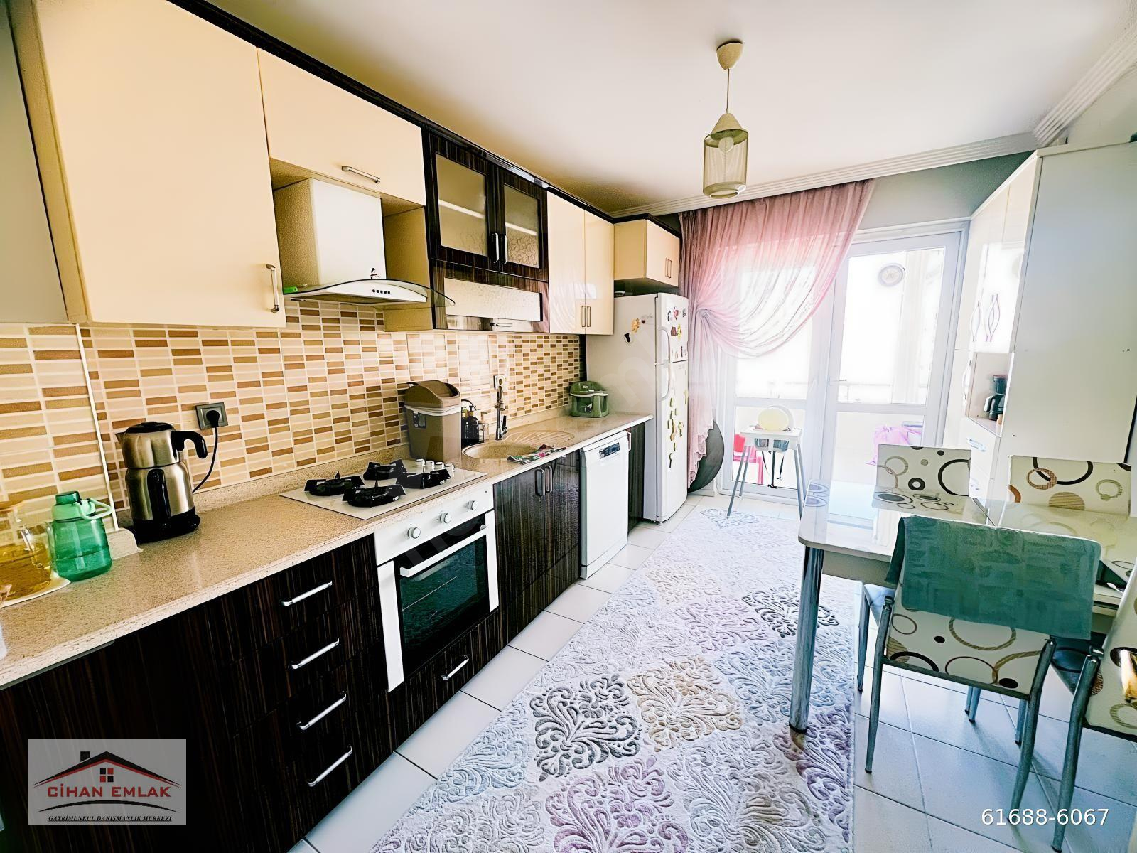 ŞENTEPENİN GÖBEĞİNDE SEVAL VE PİRİ CADDE ARASI SATLIK 3+1 DAİRE