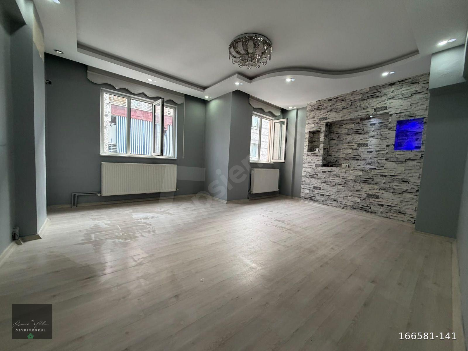 ALAYBEY MAHAKLESİ’NDE 3*1 MASRAFSIZ ARA KAT DAİRE
