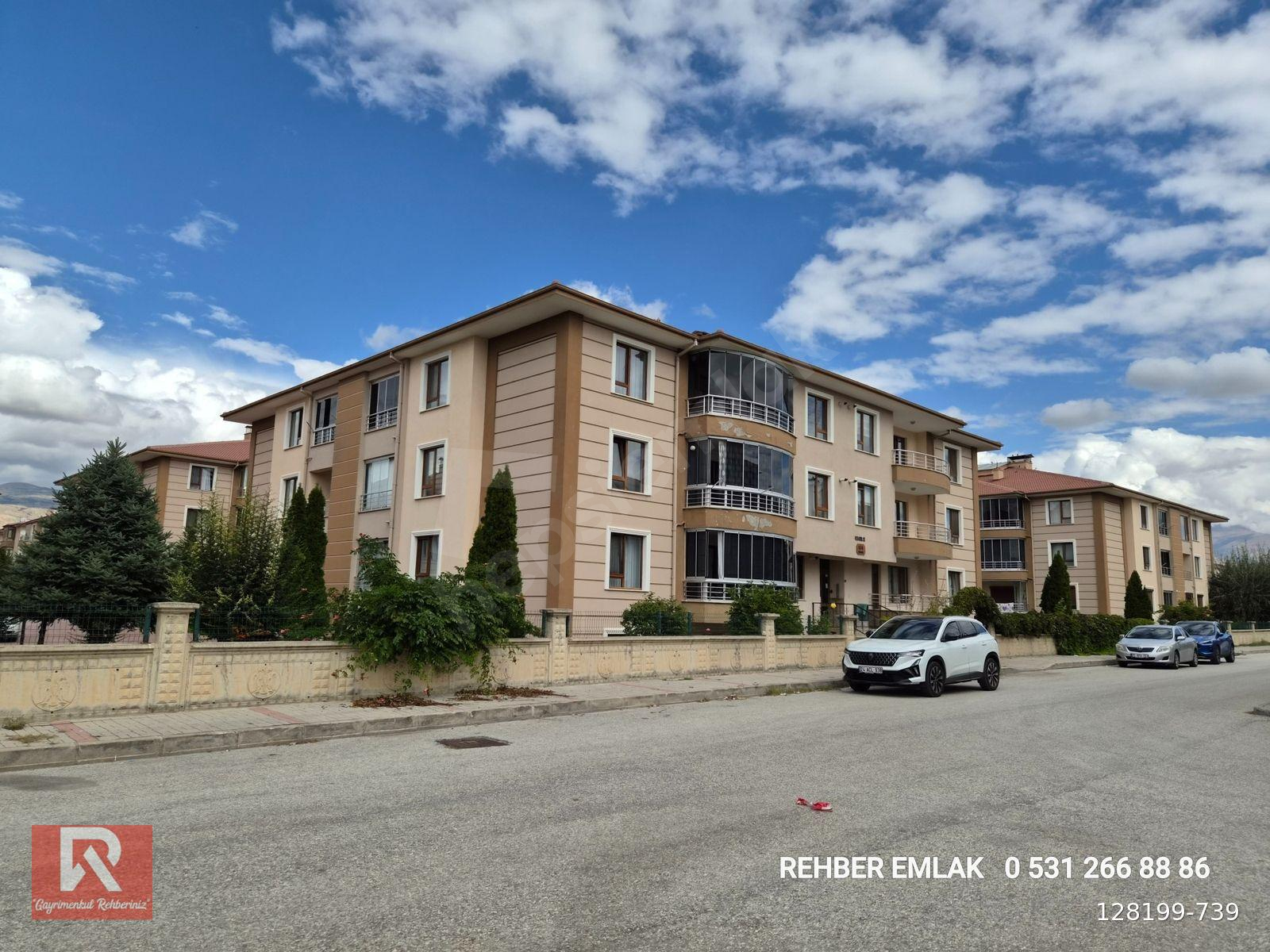REHBER EMLAKTAN MİMARSİNAN MAH. 3+1ORKA 2 SİTESİ ÖNÜ PARK 145M2