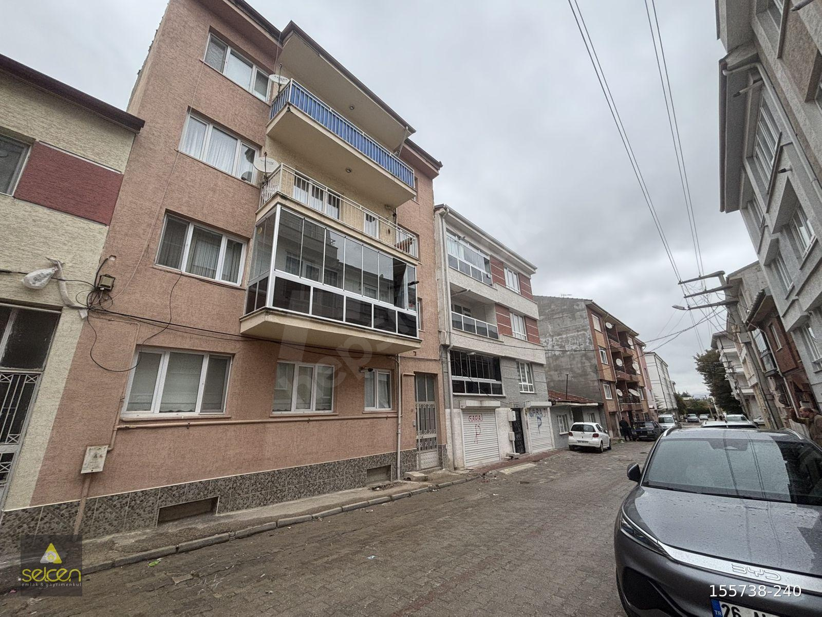 EMEK - ERTAŞ CADDESİNE YAKIN , SATILIK 3+1 DAİRE