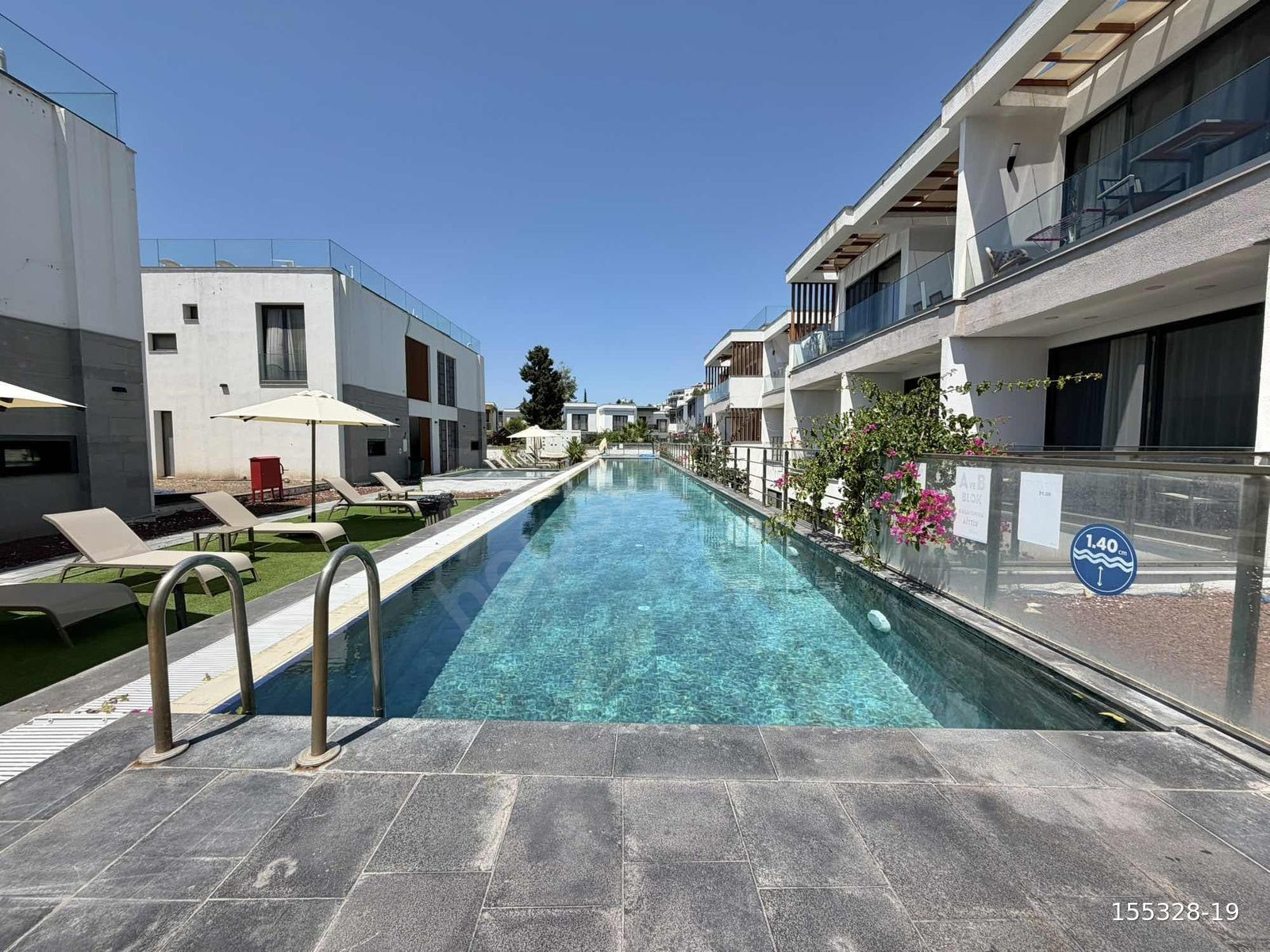 Bodrum Gümbet Denize Sıfır Site İçinde Bahçeli 2+1 Dubleks Daire