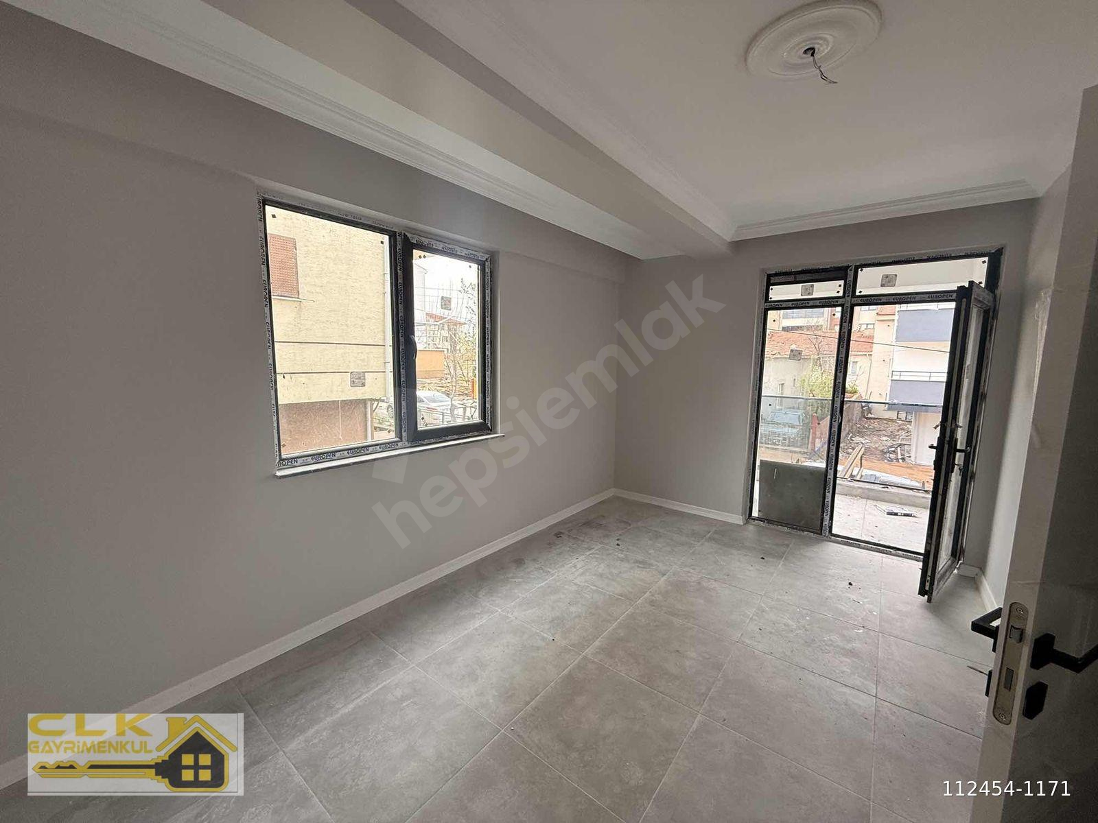 CLK'DAN ŞEHİR HAST. YAKINI BALKONLU LÜKS 2+0 DAİRE