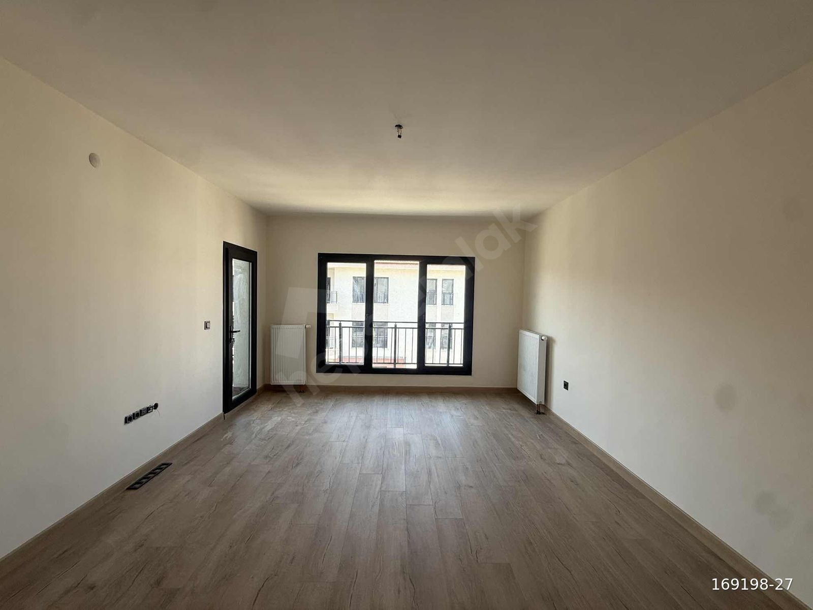 YUSUF KARADAĞLI'DAN BOSTANBAŞI TOKİ'DE KİRALIK 3+1 DAİRE
