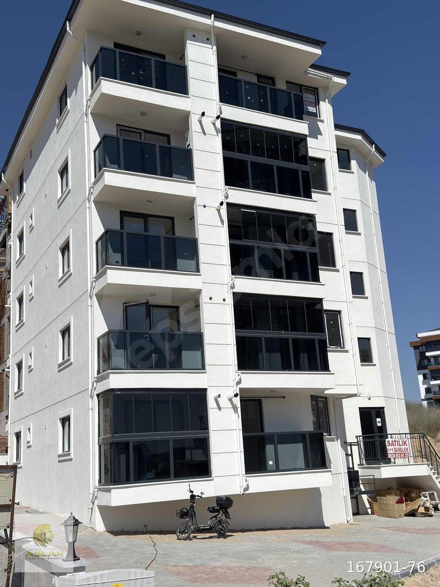LAGOM HOTEL ARKASI SATILIK ARA KAT 1+1 DAİRELER