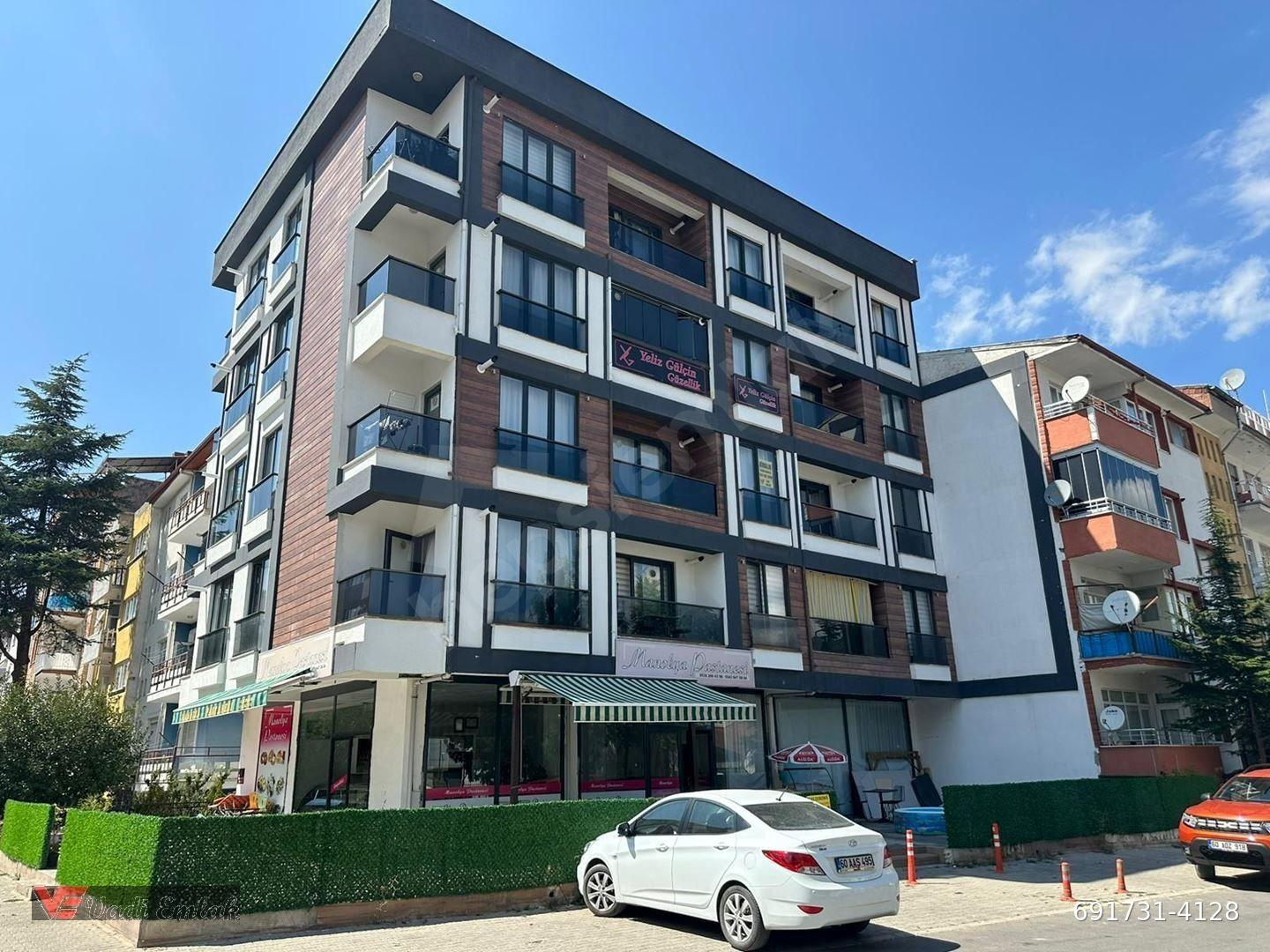 VADİ EMLAK'TAN YEŞİLIRMAK MAHALLESİNDE EŞYALI 1+1 SATILIK DAİRE