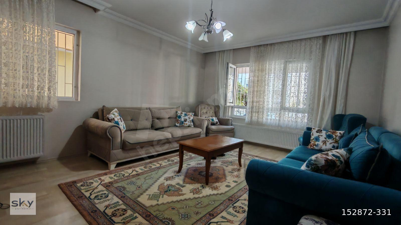 Şahintepe'de Bağımsız Salon Full Eşyalı Kiralık 3+1 Daire