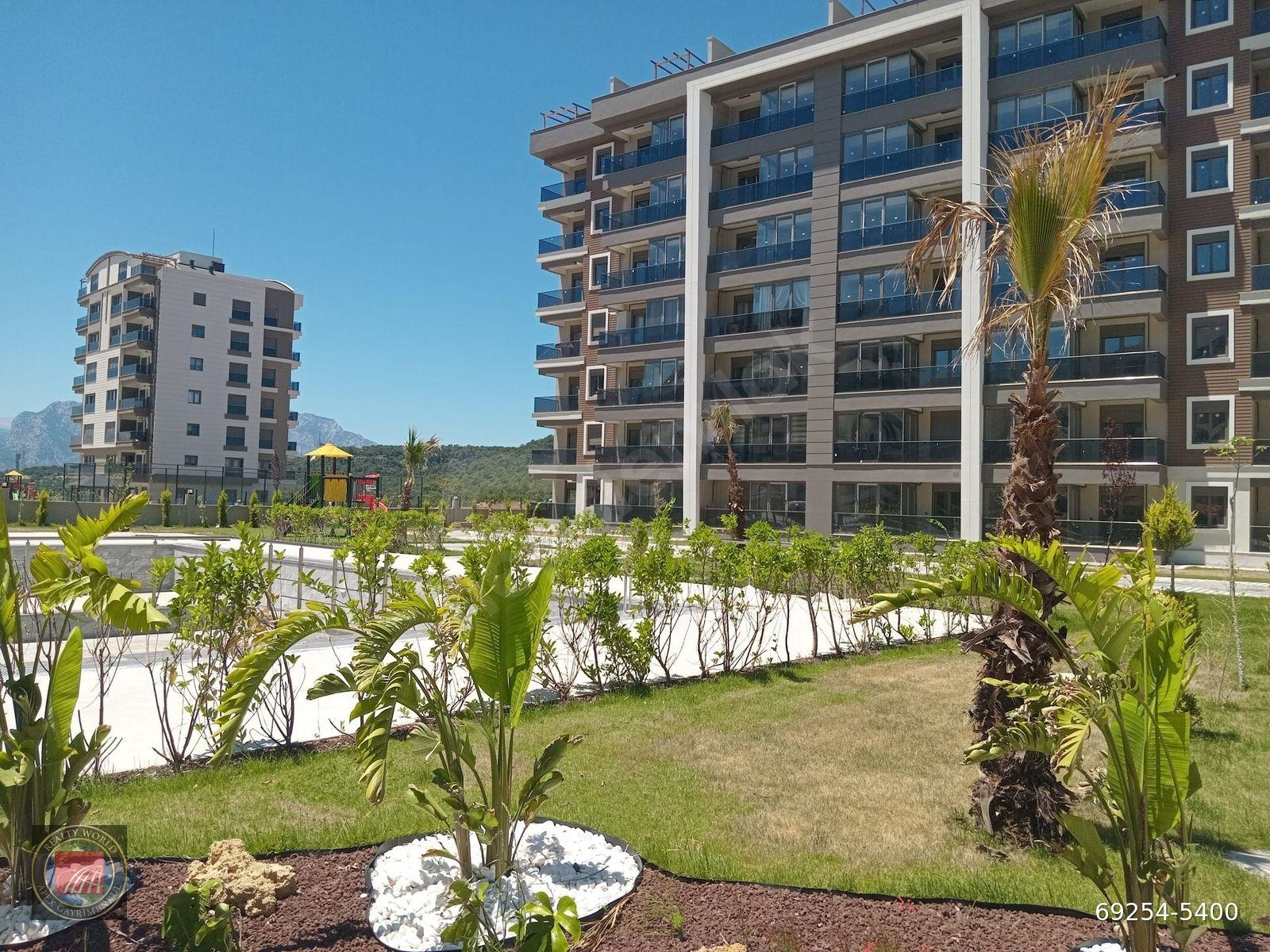 ŞEHİR HASTANESİNE YAKIN FULL SİTEDE KİRALIK 1+1 LÜKS DAİRE