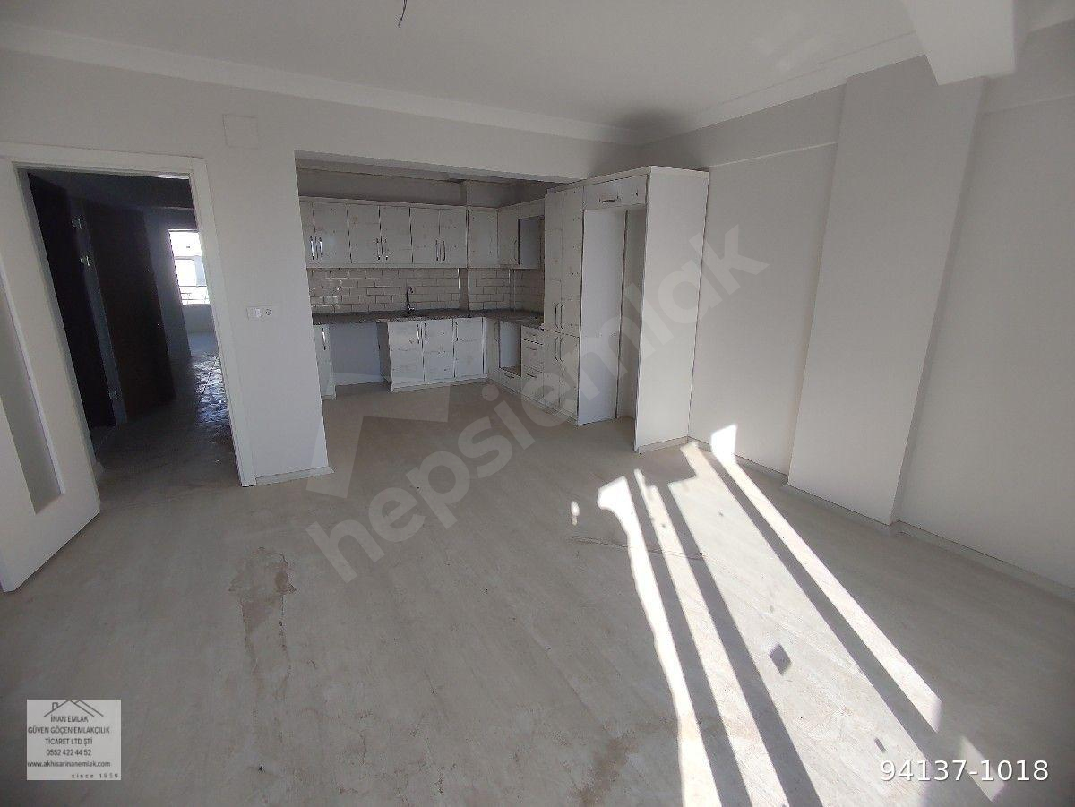 Akhisar Ulucami Mahallesi'nde 2+1 Kiralık Daire