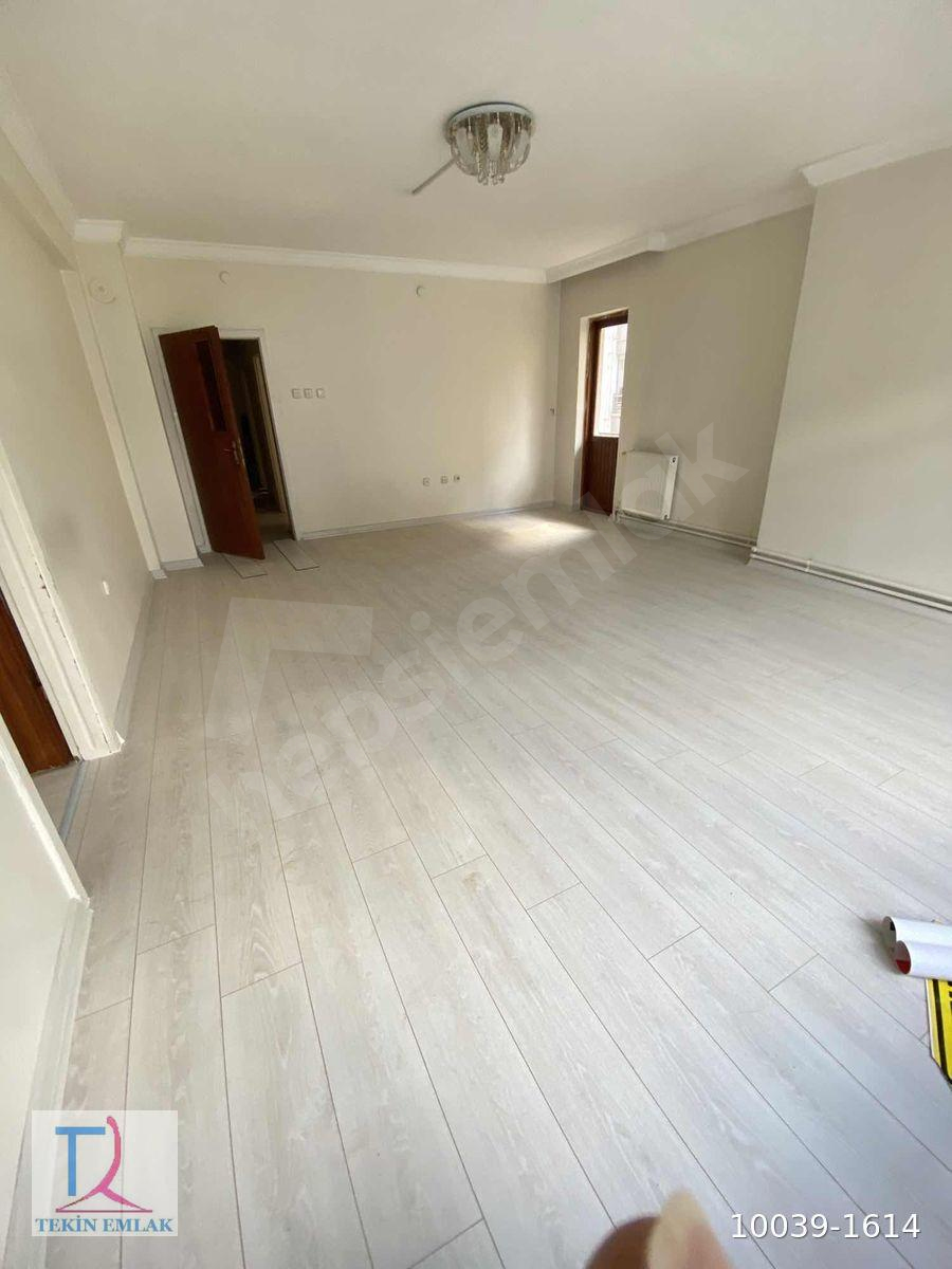 Y.ÖVEÇLER DE KAT KONUMUNDA 4+1 YÜKSEK GİRİŞ DAİRE