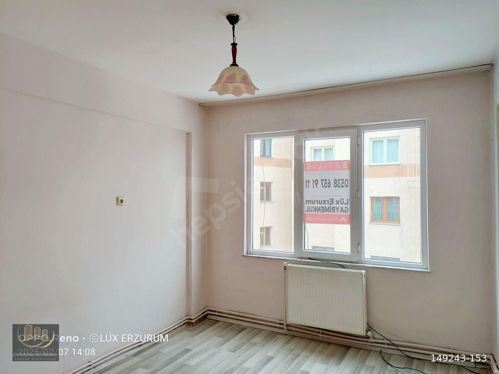 LÜX'TEN ŞEHİR MERKEZİ MUMCU'DA SATILIK 2+1 YAPILI ARAKAT DAİRE