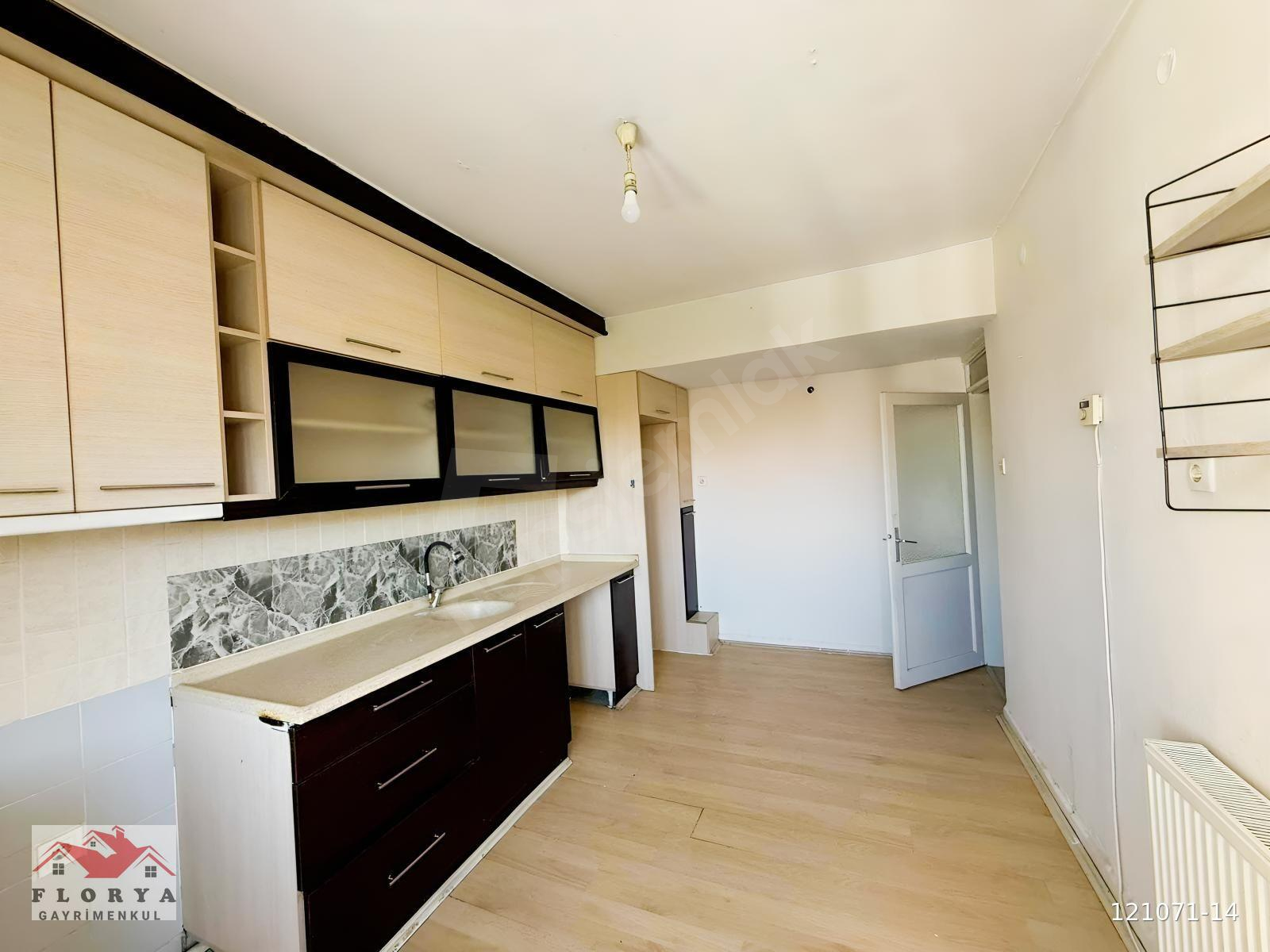 FLORYA GAYRİMENKULDEN KİRALIK 3+1 DAİRE