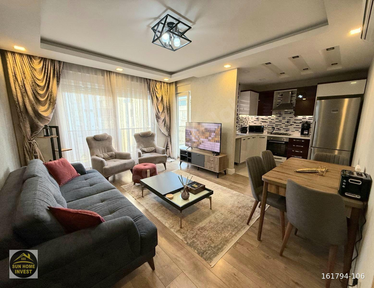 BÖLGESİNDE EN GÜZEL SİTEDE SATILIK KATTA 2+1 EŞYALI DAİRE