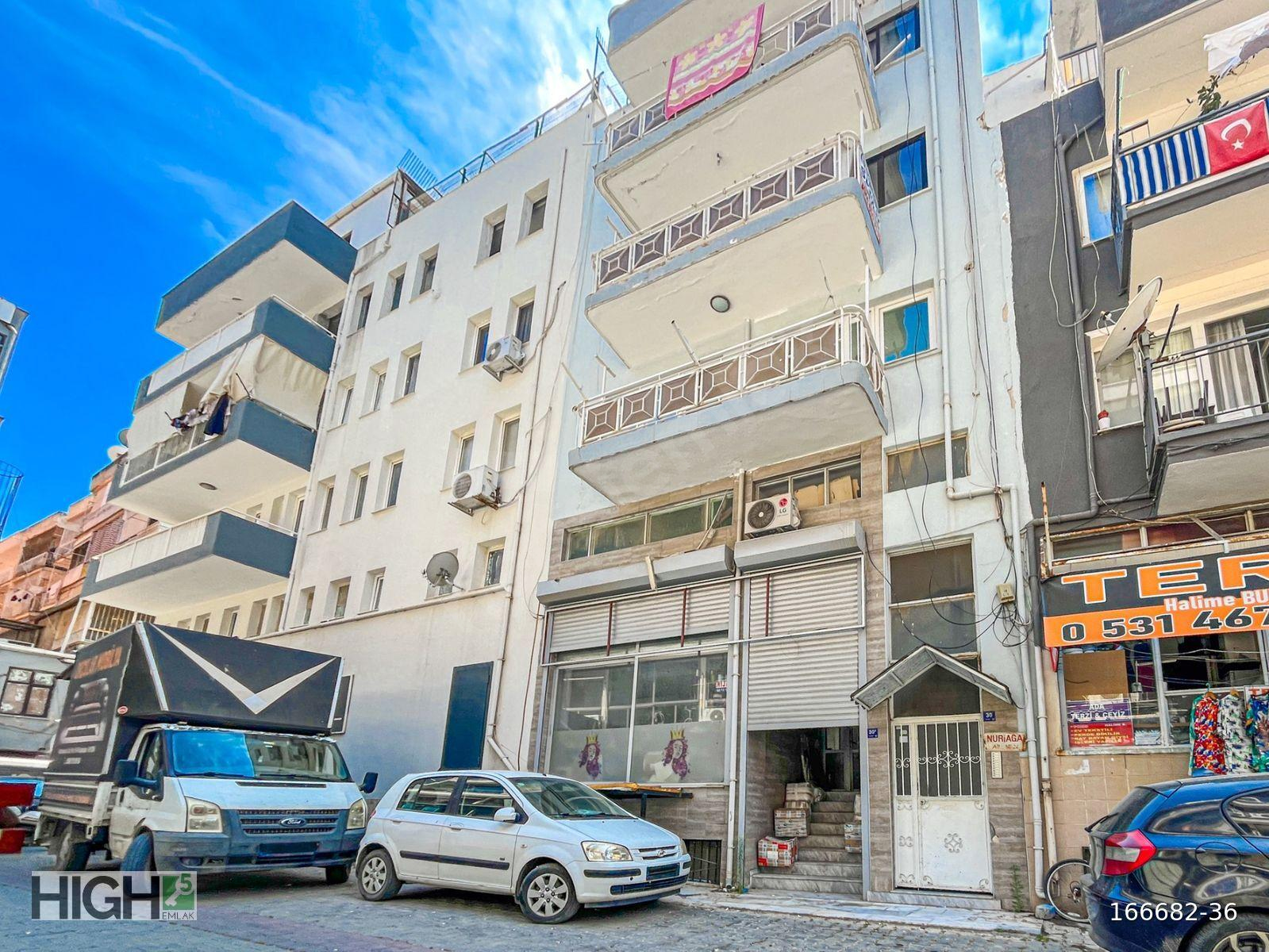 Kuşadası Merkezde | Sahile Yakın | 2+1 Satılık Daire