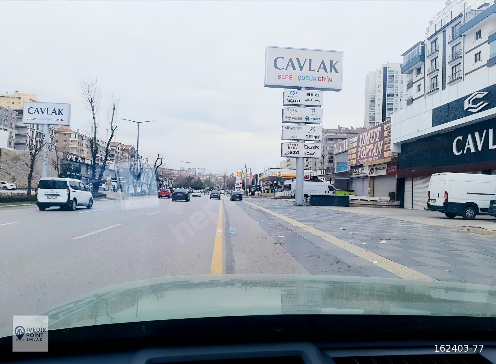 ANKARA HASTANESİNE YAKIN KAPALI OTOPARKLI MERKEZİKONUM 165 M 3+1