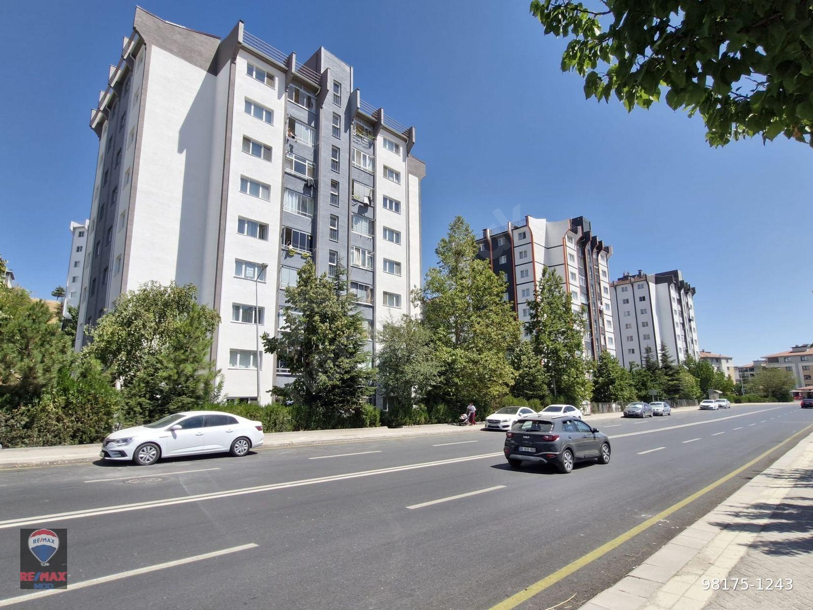 RE/MAX MOD'DAN IHLAMURKENT 1.ETAP TOKİ'DE BAKIMLI 2+1 SAT. DAİRE